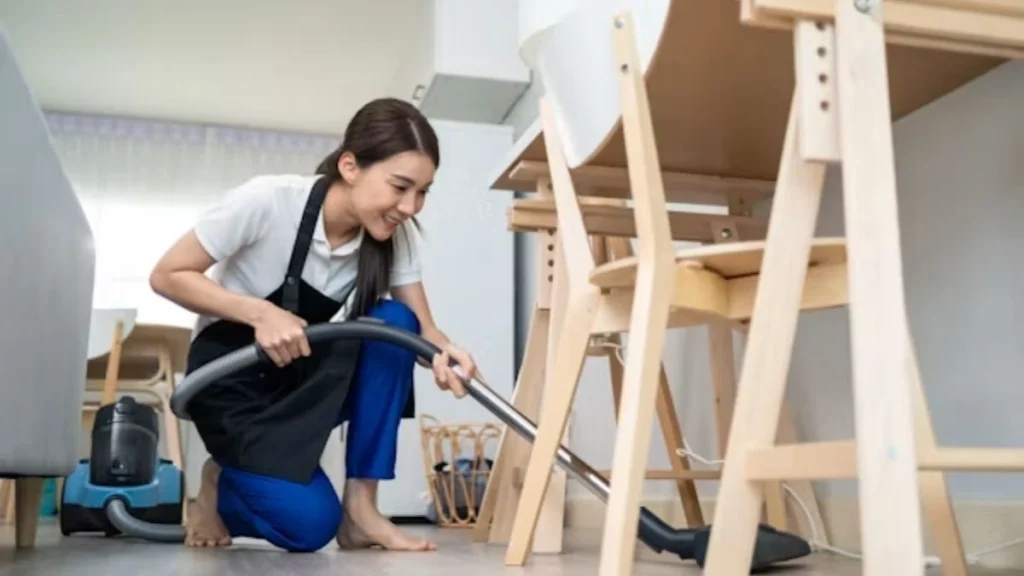 Cleaner Job Qatar